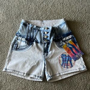 TUSH PUSH JEAN SHORTS